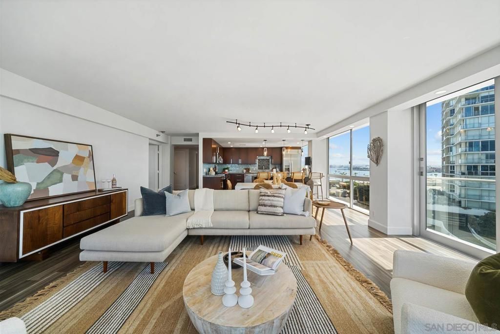 Interior, Kitchen, Living room, Pendant Lights, Wood Texture Flooring