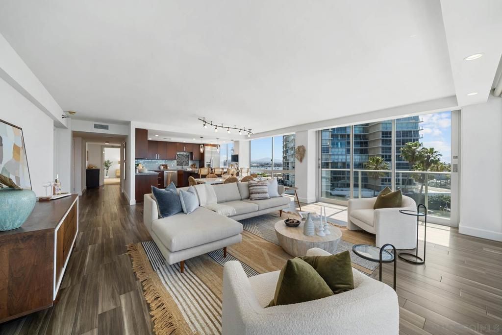 Interior, Kitchen, Living room, Pendant Lights, Recessed Lighting, Wood Texture Flooring