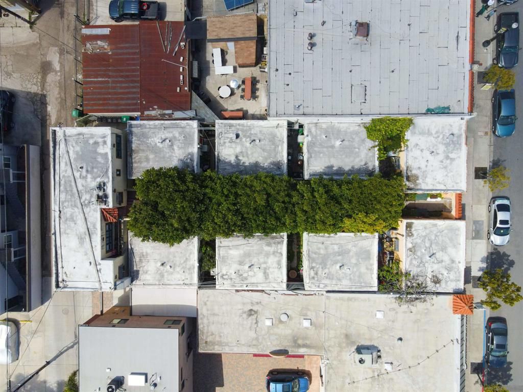 Exterior, Drone