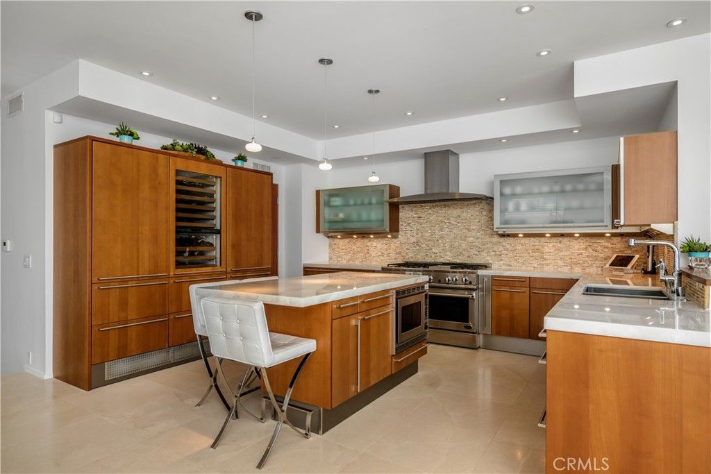 Interior, Kitchen, Pendant Lights, Recessed Lighting, Stainless Steel Appliances