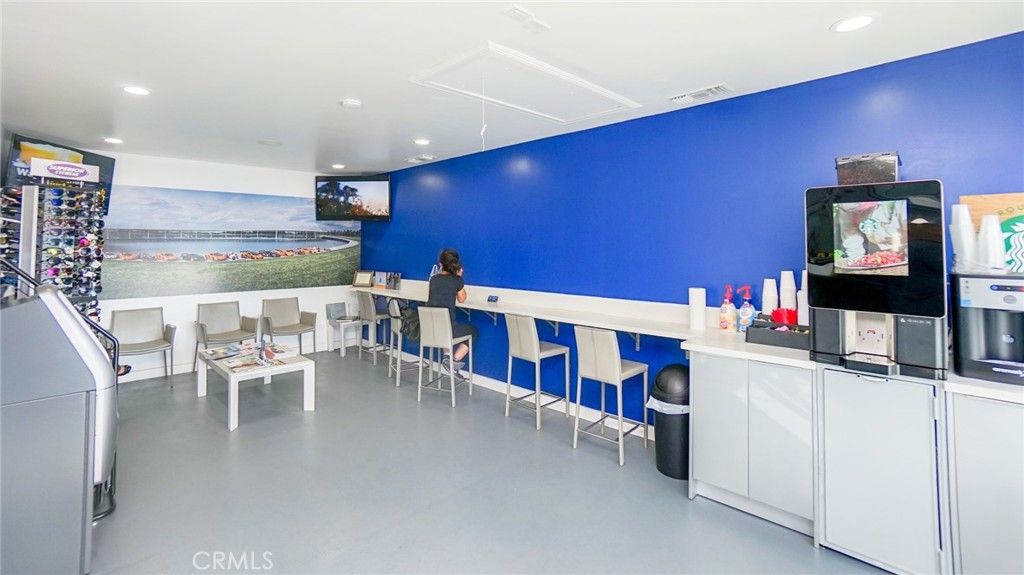 Interior, Recessed Lighting, Water