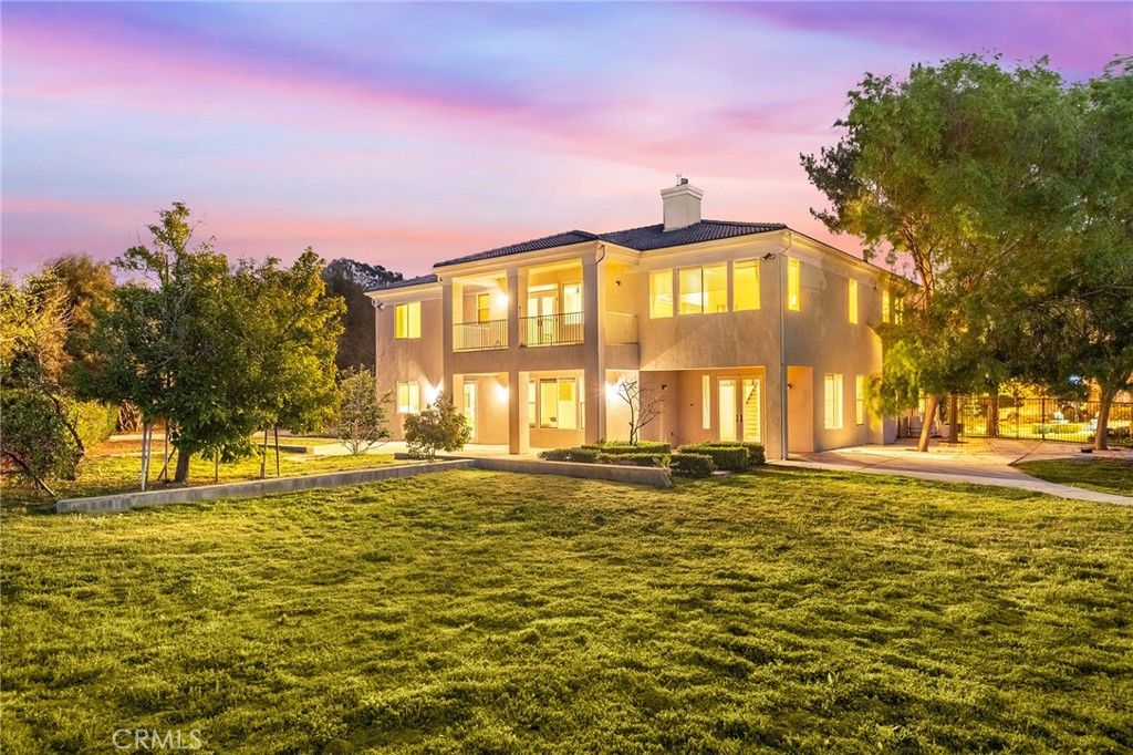 Backyard, Exterior, Facade, French Provincial