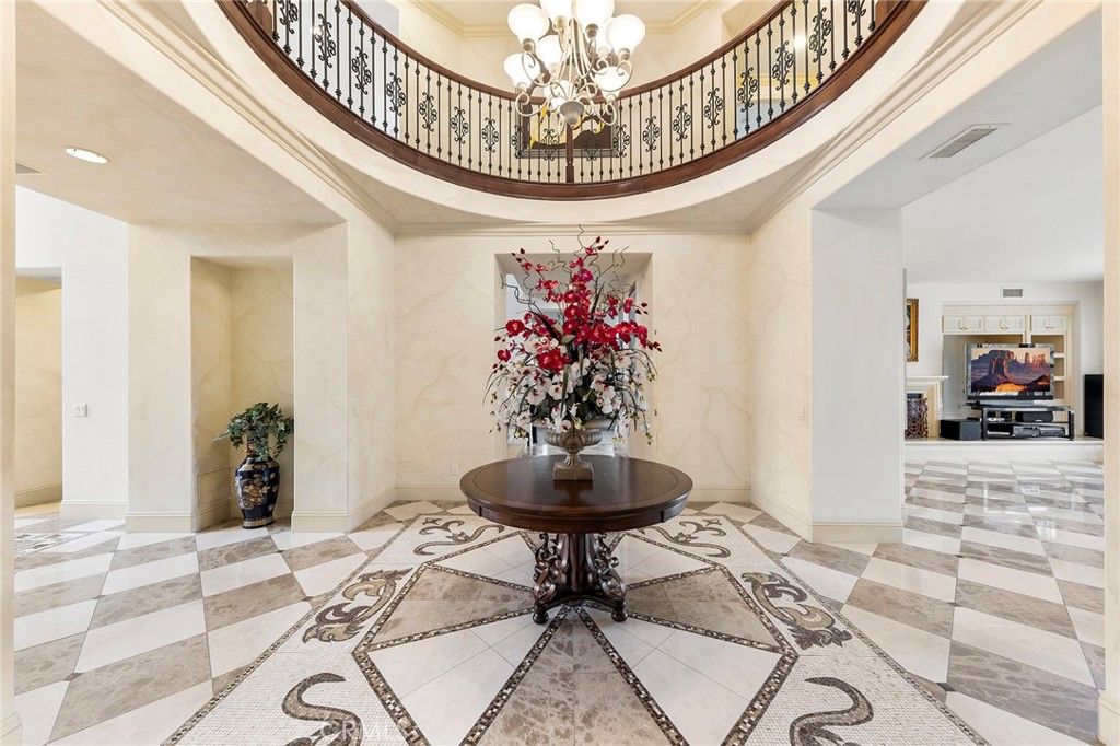 Chandelier, Interior, Recessed Lighting