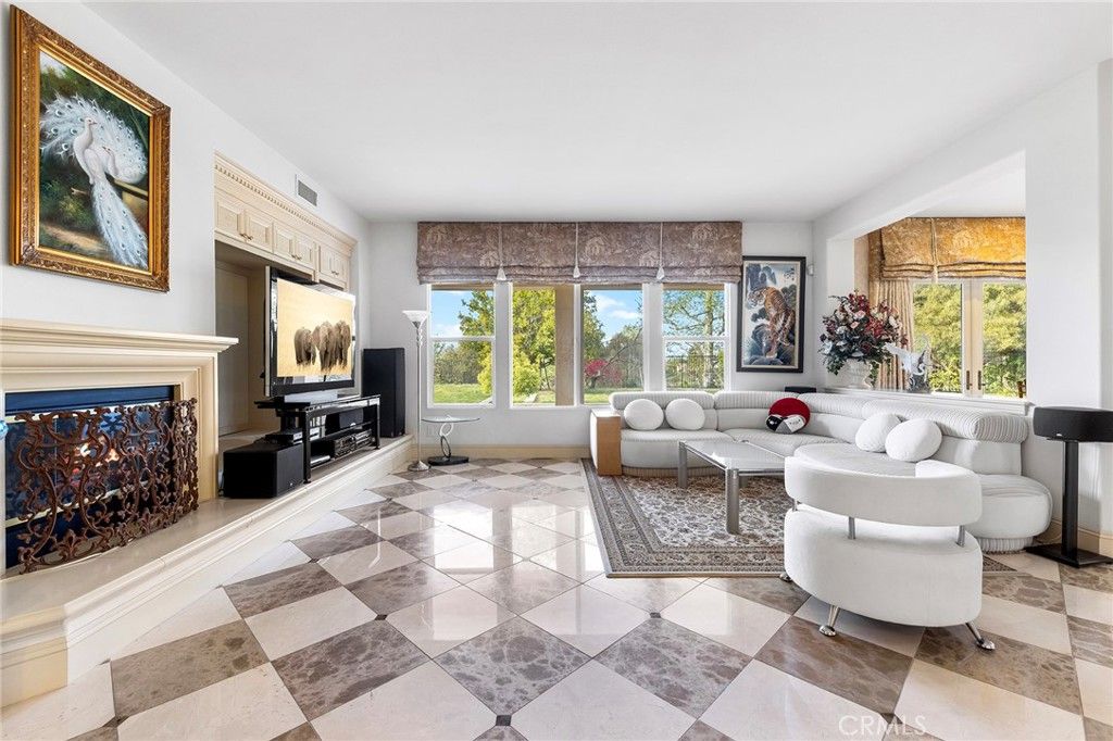 Fireplace, Interior, Living room
