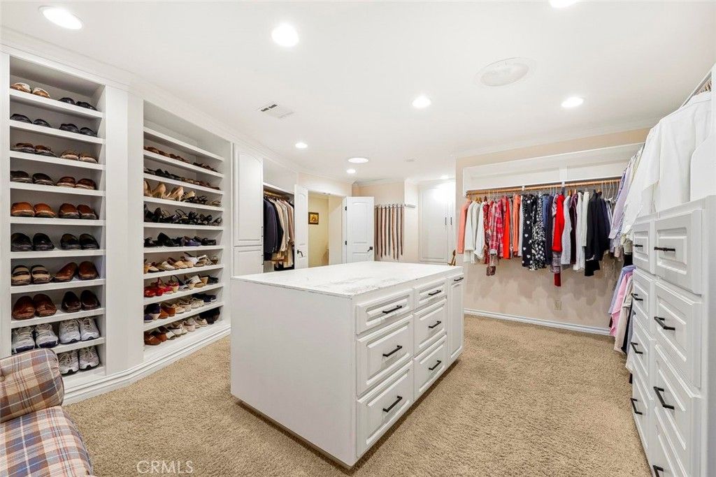 Interior, Recessed Lighting, Walk-in Closets