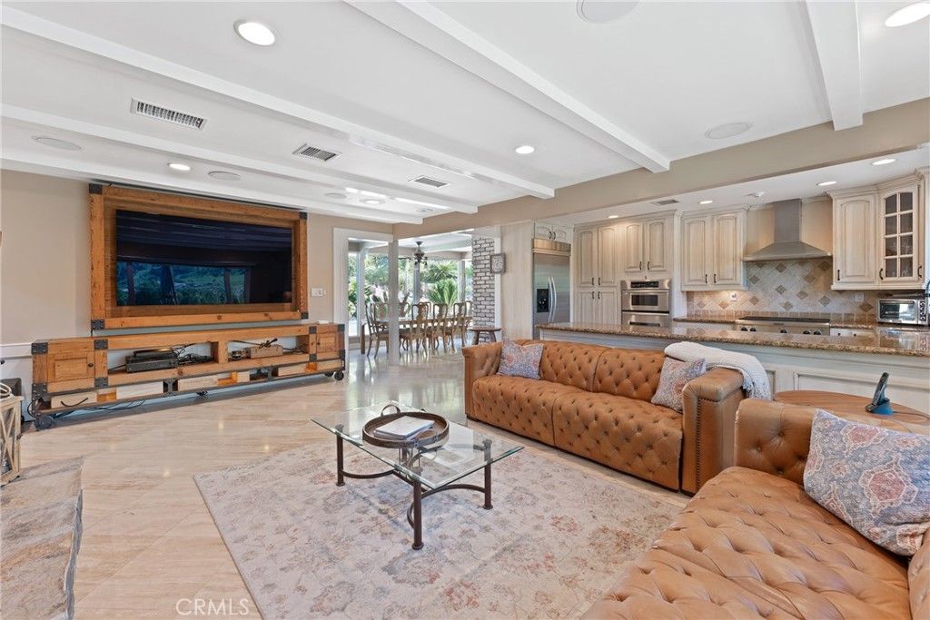 Interior, Kitchen, Living room, Recessed Lighting, Stainless Steel Appliances
