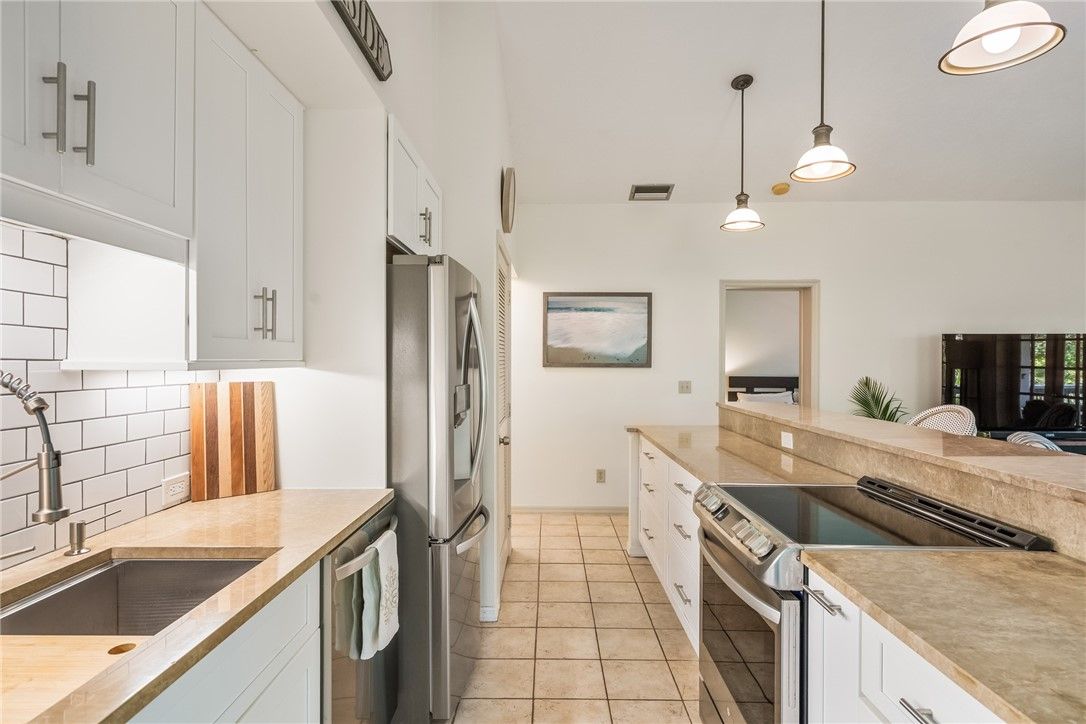 Interior, Kitchen, Pendant Lights