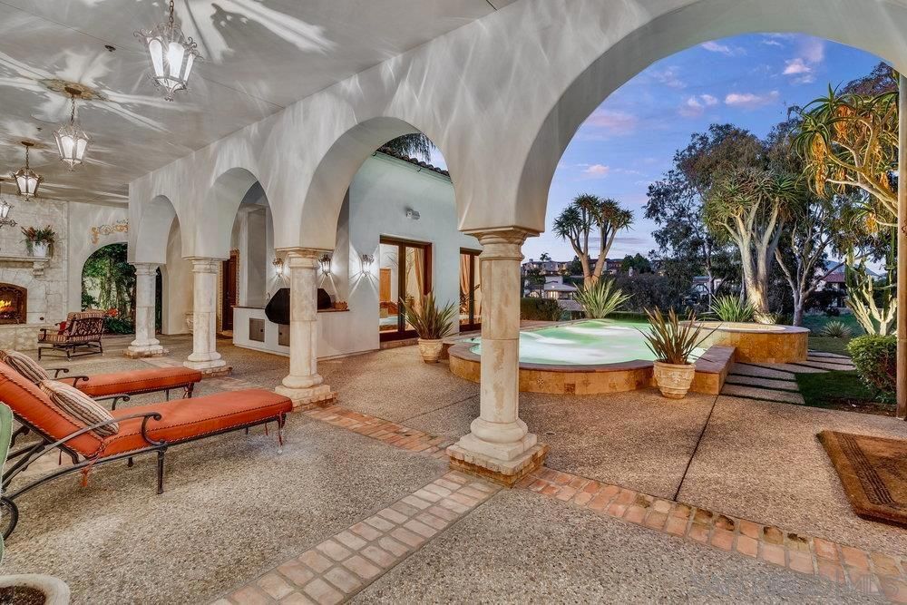 Exterior, Fireplace