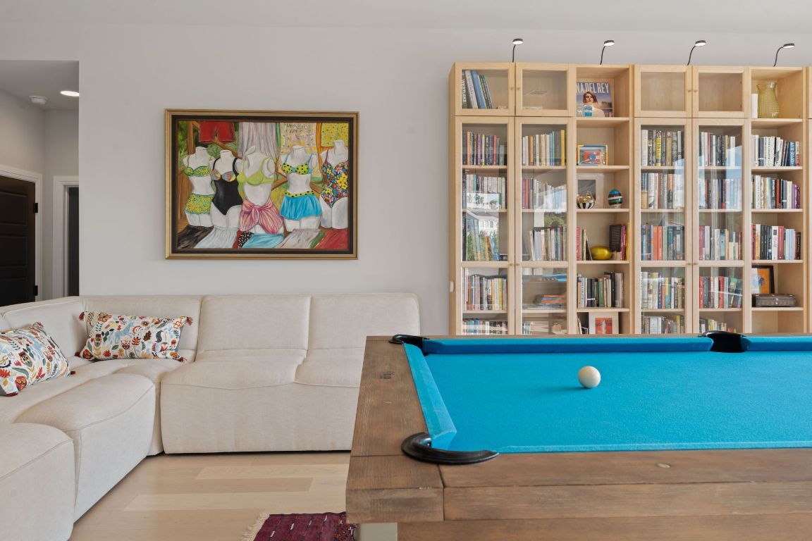 Billiard Table, Game Room, Interior, Wood Texture Flooring
