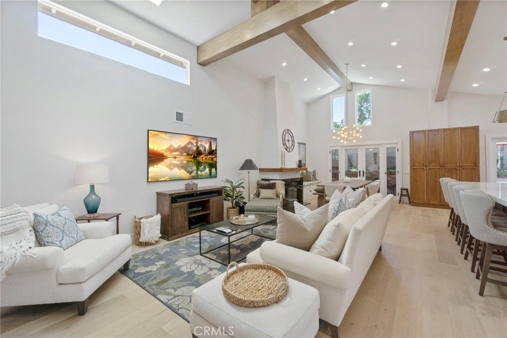 Interior, Living room, Recessed Lighting, Wooden Beams, Wood Texture Flooring