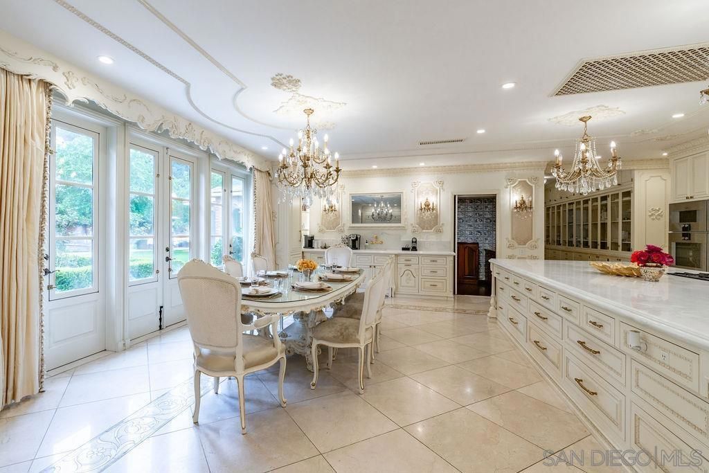Chandelier, Dining room, Interior, Kitchen, Recessed Lighting