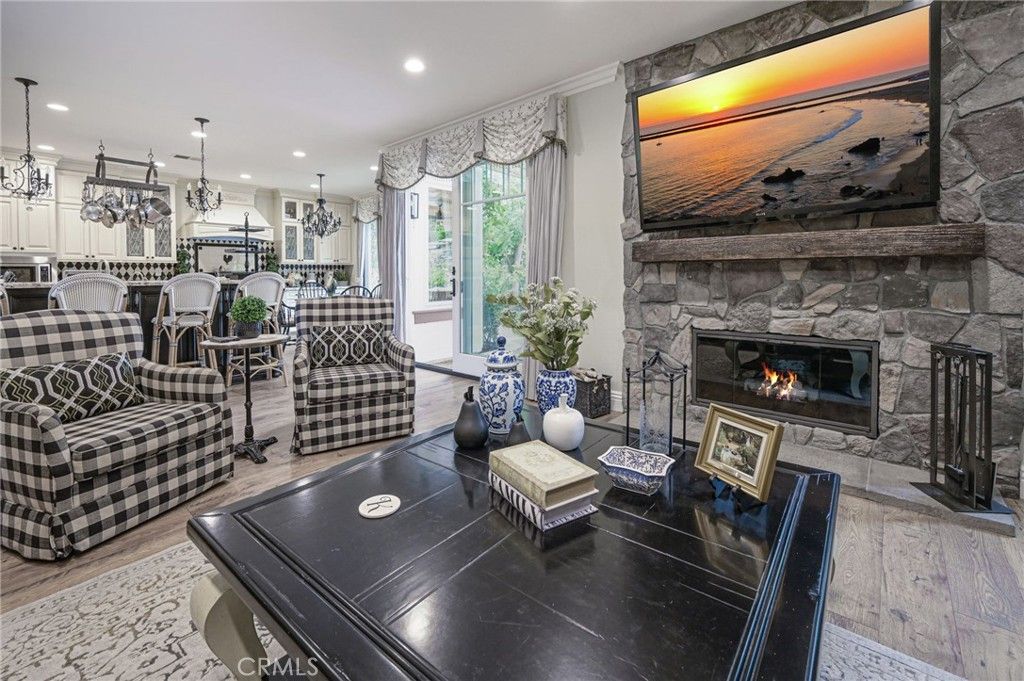 Fireplace, Interior, Kitchen, Living room, Pendant Lights, Recessed Lighting, Wood Texture Flooring