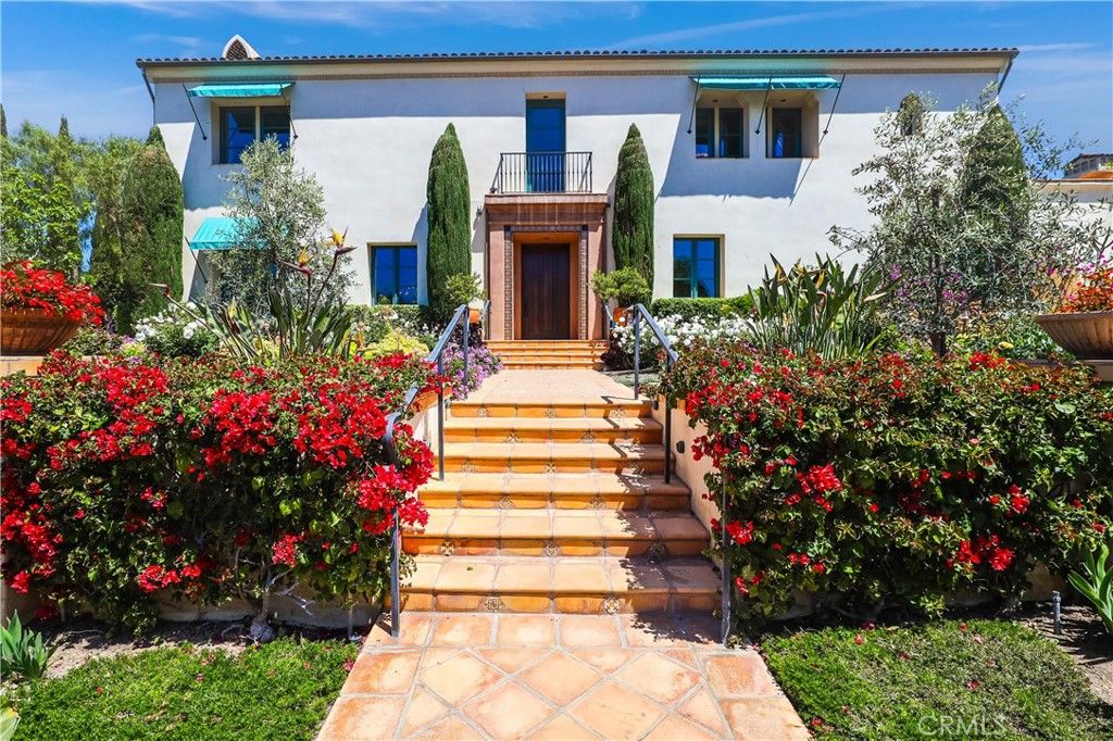 Exterior, Facade, Spanish Mediterranean
