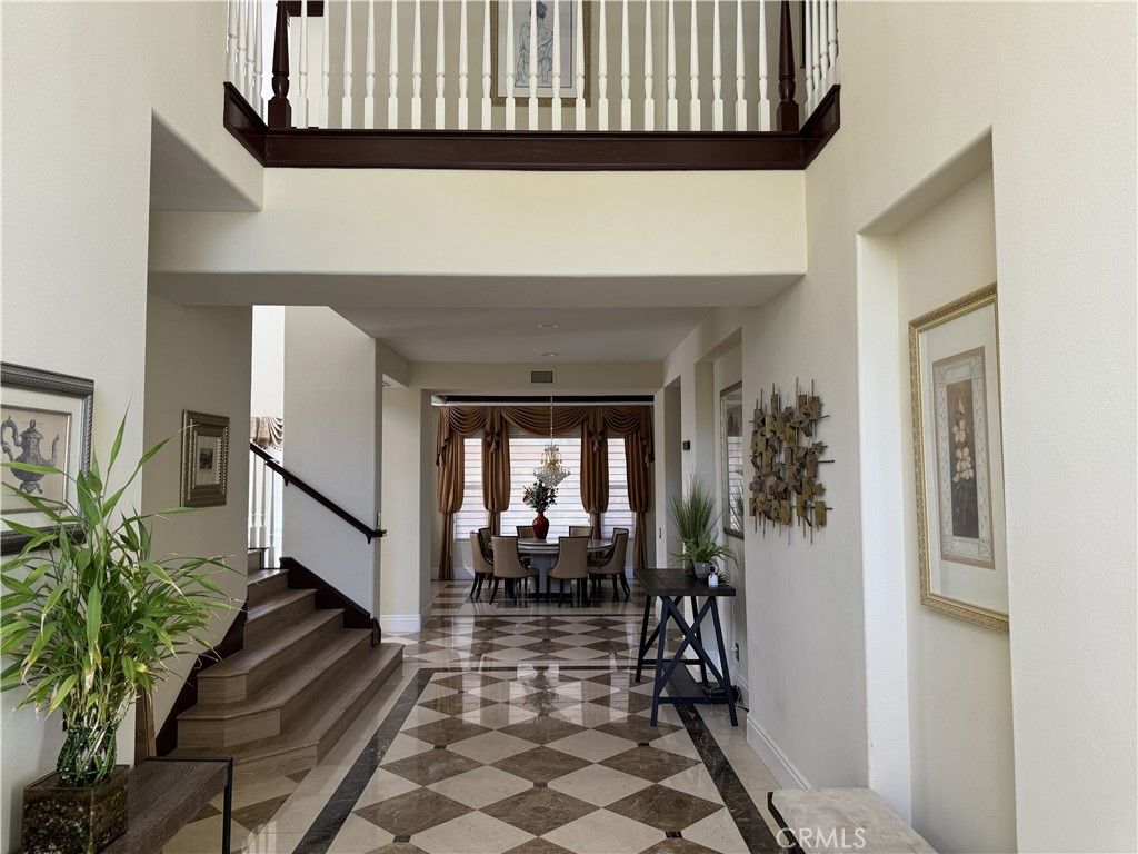 Dining room, Interior