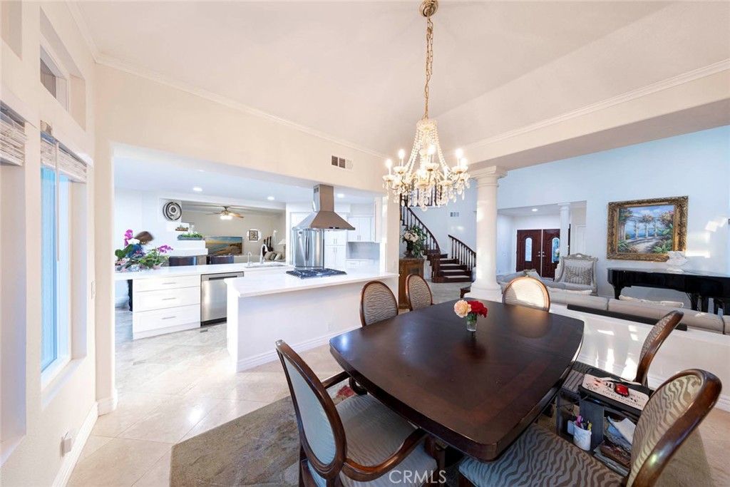 Chandelier, Dining room, Interior, Kitchen, Pendant Lights, Recessed Lighting, Stainless Steel Appliances