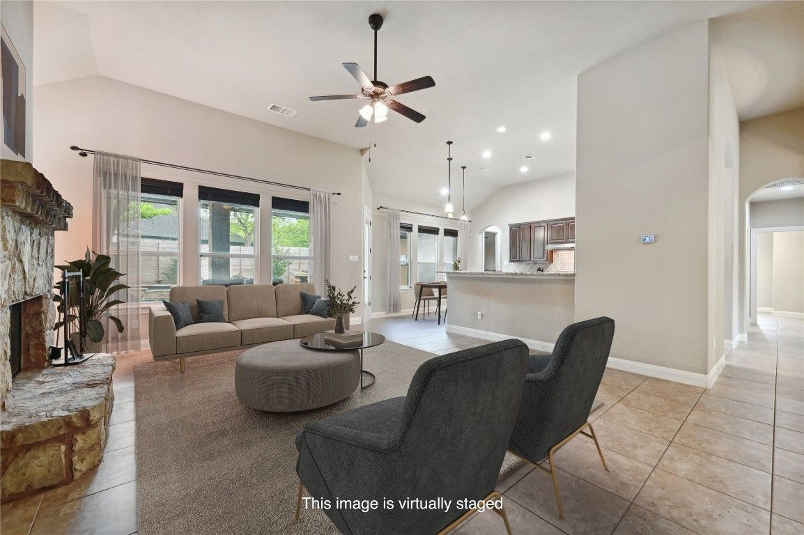 Interior, Living room, Pendant Lights, Recessed Lighting