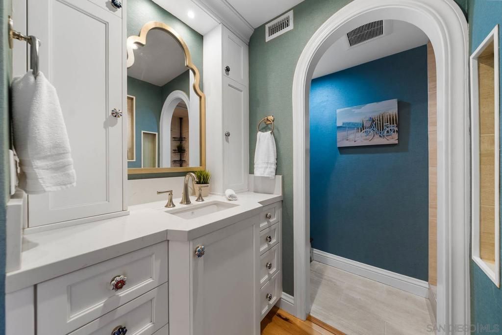 Bathroom, Interior, Recessed Lighting, Wood Texture Flooring
