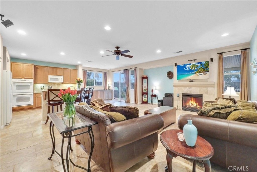 Dining room, Fireplace, Interior, Kitchen, Living room, Recessed Lighting