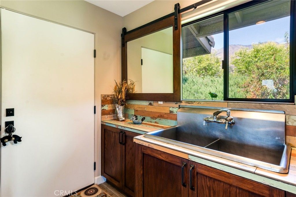 Bathroom, Interior, Tile Countertops