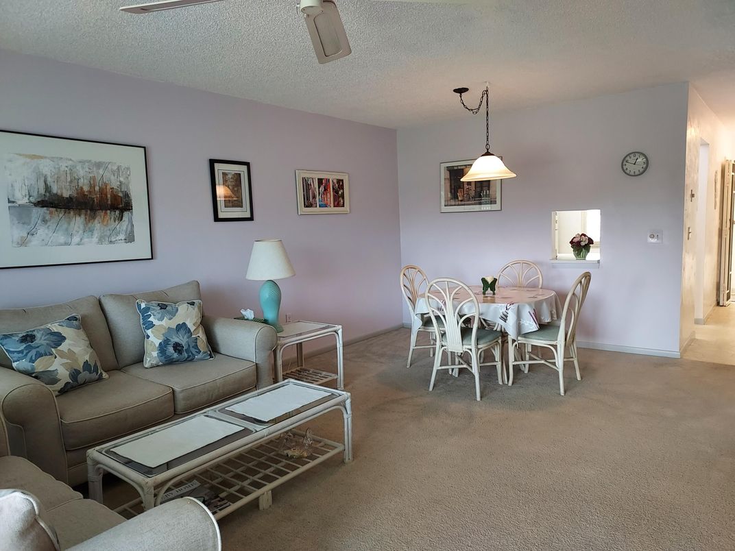 Dining room, Interior, Living room, Pendant Lights