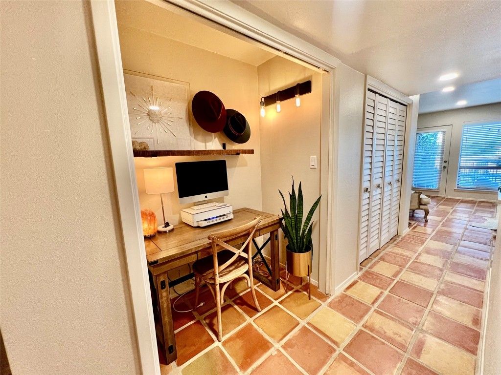 Home Office, Interior, Recessed Lighting