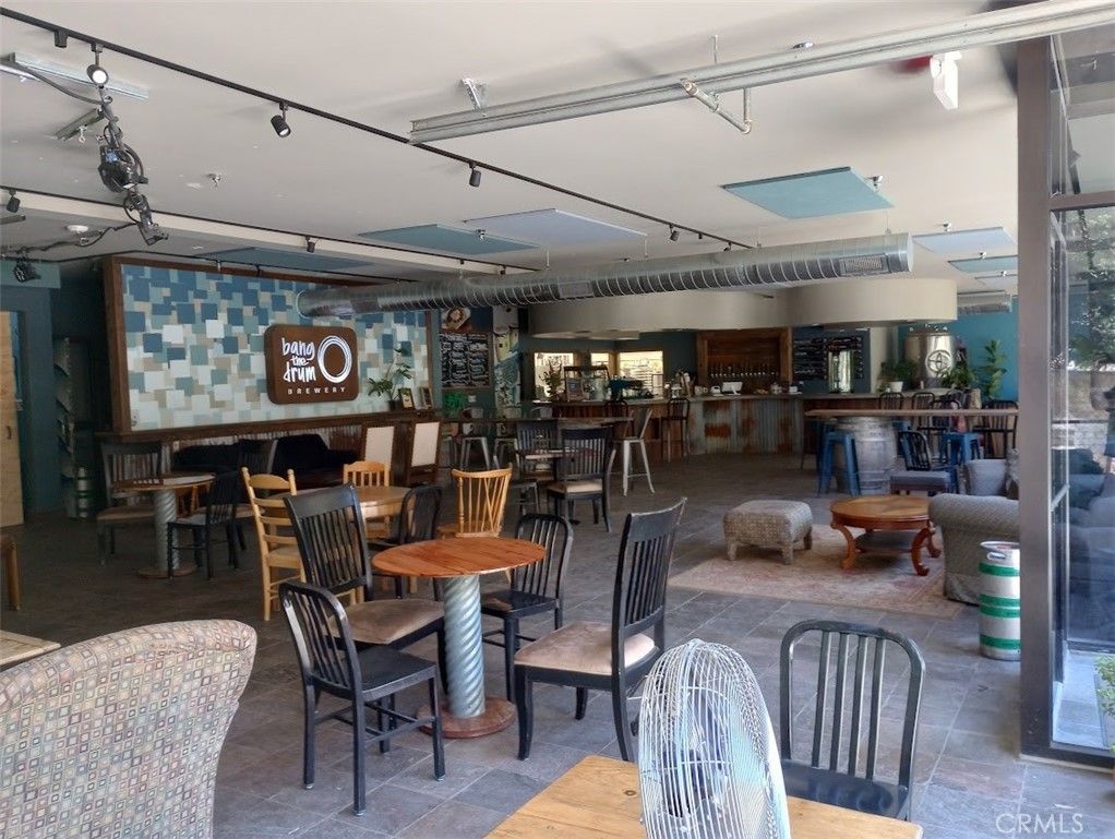 Dining room, Interior