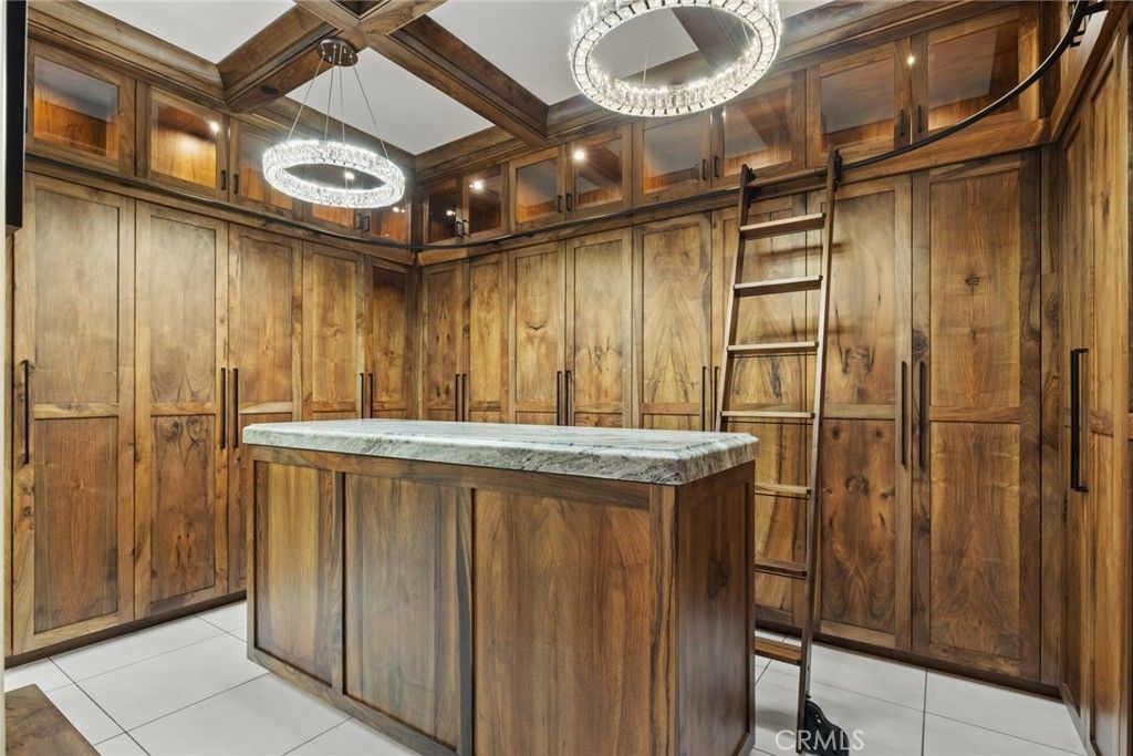 Interior, Pendant Lights, Recessed Lighting, Wooden Walls