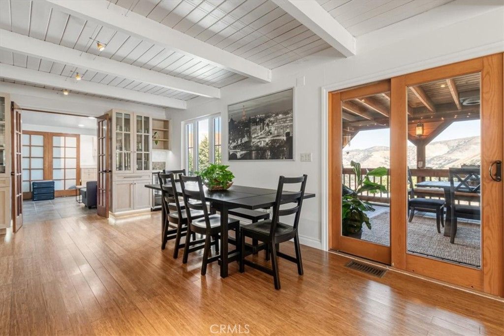 Dining room, Interior, Wood Texture Flooring