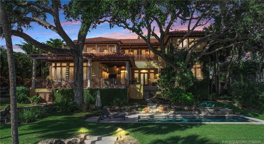 Backyard, Exterior, Facade, Pool, Mediterranean