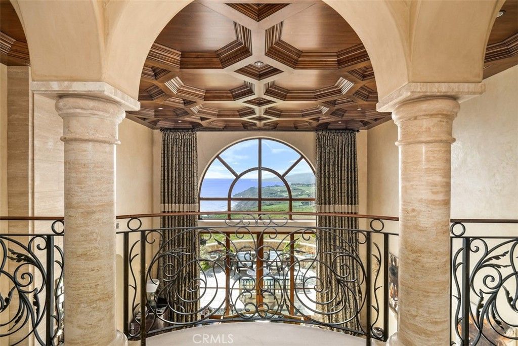 Interior, Water