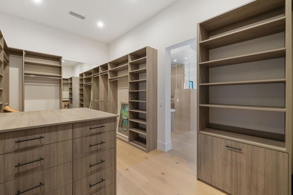 Interior, Recessed Lighting, Walk-in Closets, Wood Texture Flooring