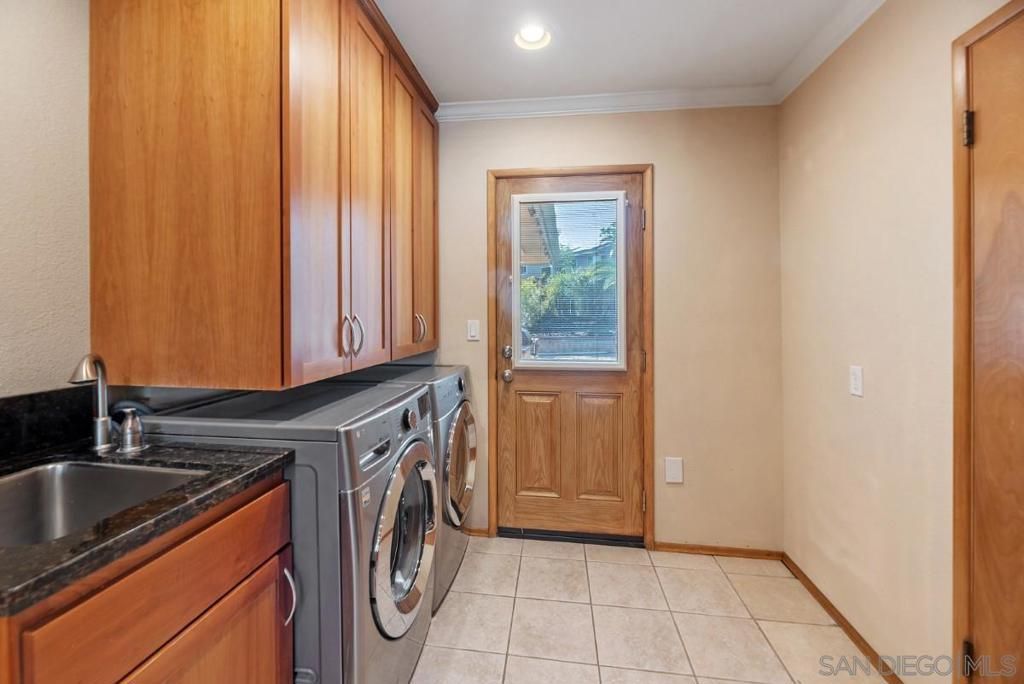 Interior, Recessed Lighting, Washer