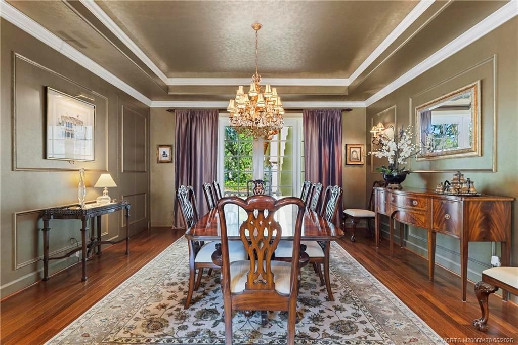 Chandelier, Dining room, Interior, Wood Texture Flooring