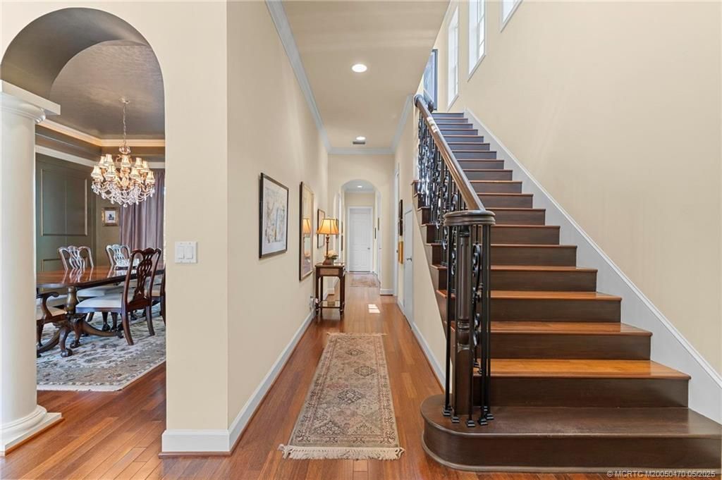 Chandelier, Dining room, Interior, Recessed Lighting, Wood Texture Flooring