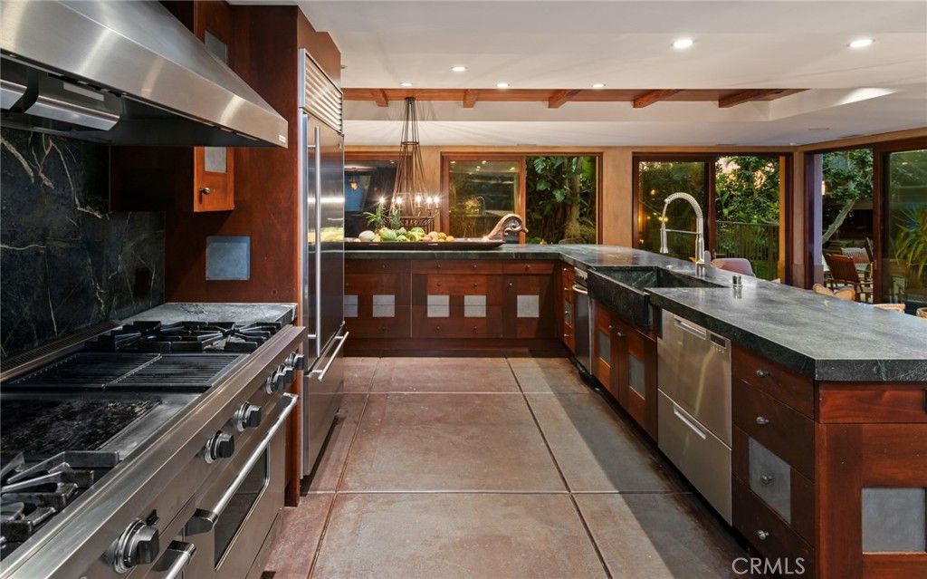 Interior, Kitchen, Pendant Lights, Recessed Lighting, Stainless Steel Appliances