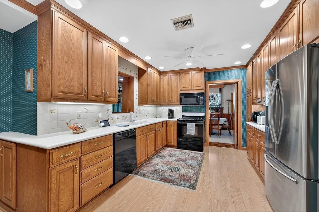 Interior, Kitchen, Recessed Lighting, Wood Texture Flooring