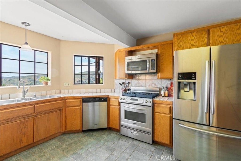 Interior, Kitchen, Pendant Lights, Stainless Steel Appliances, Tile Countertops