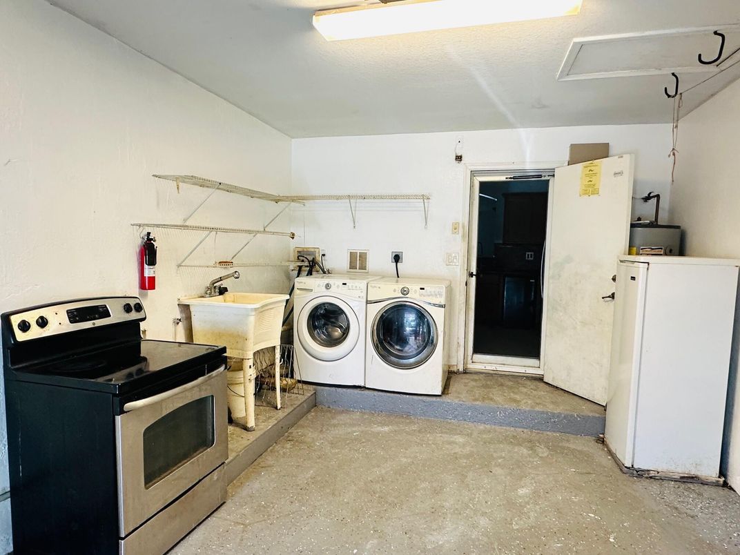 Interior, Washer