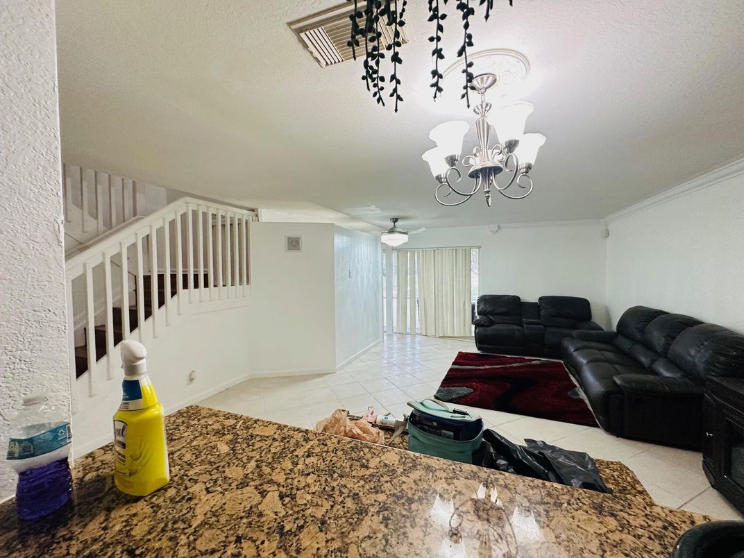 Chandelier, Interior, Living room