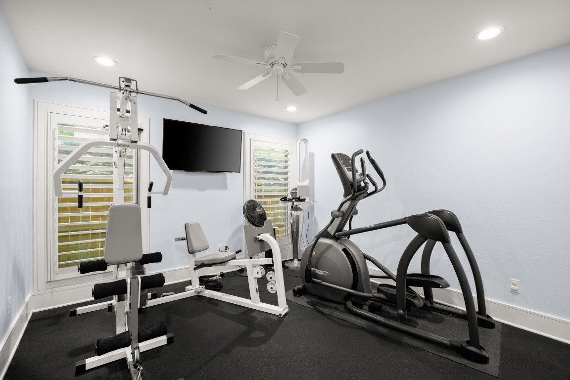 Fitness Equipment, Interior, Recessed Lighting