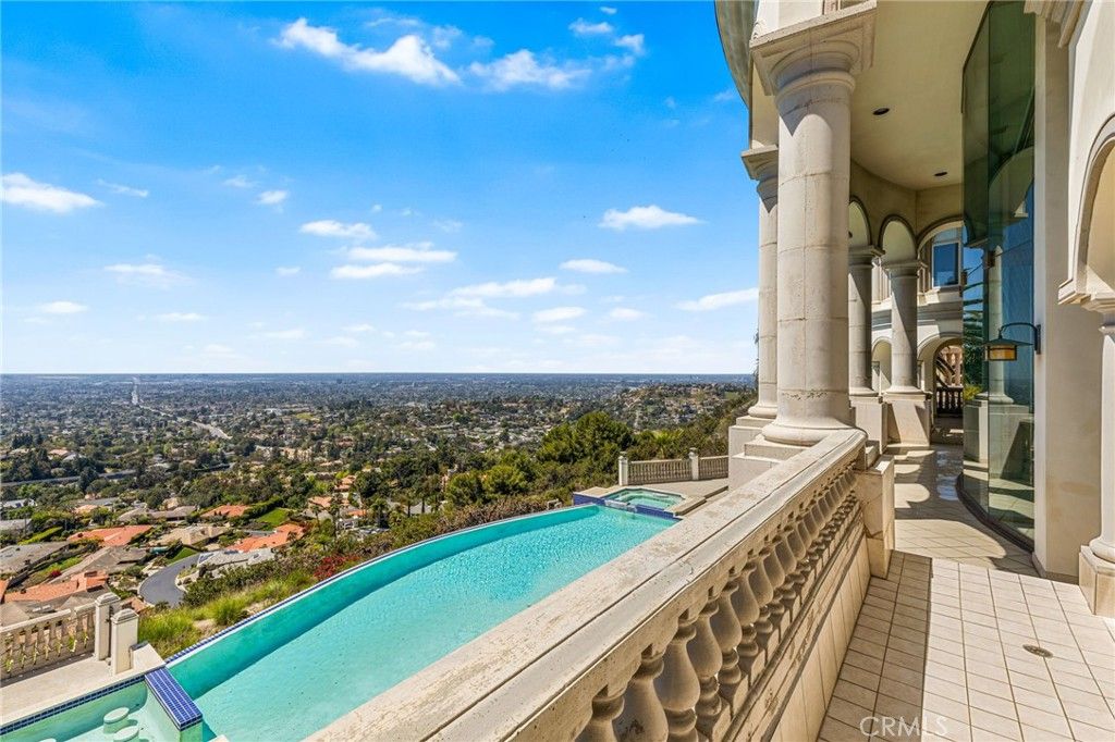 Exterior, Pool, Other