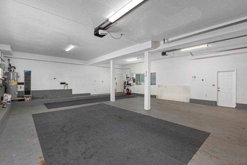 Fitness Equipment, Garage, Interior