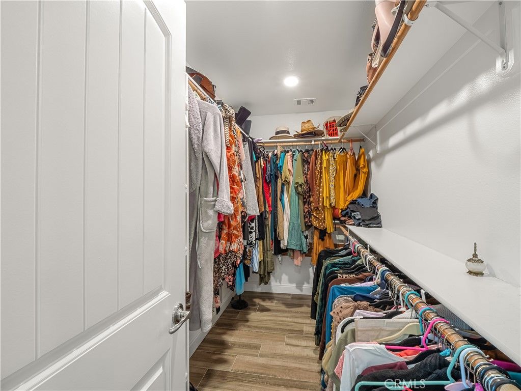 Interior, Recessed Lighting, Walk-in Closets, Wood Texture Flooring