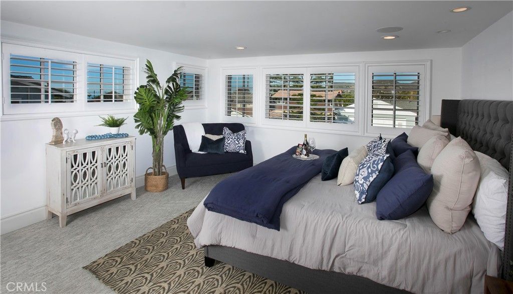 Bedroom, Interior, Recessed Lighting, Water