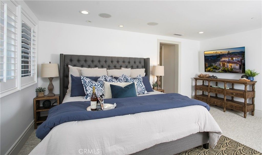 Bedroom, Interior, Recessed Lighting
