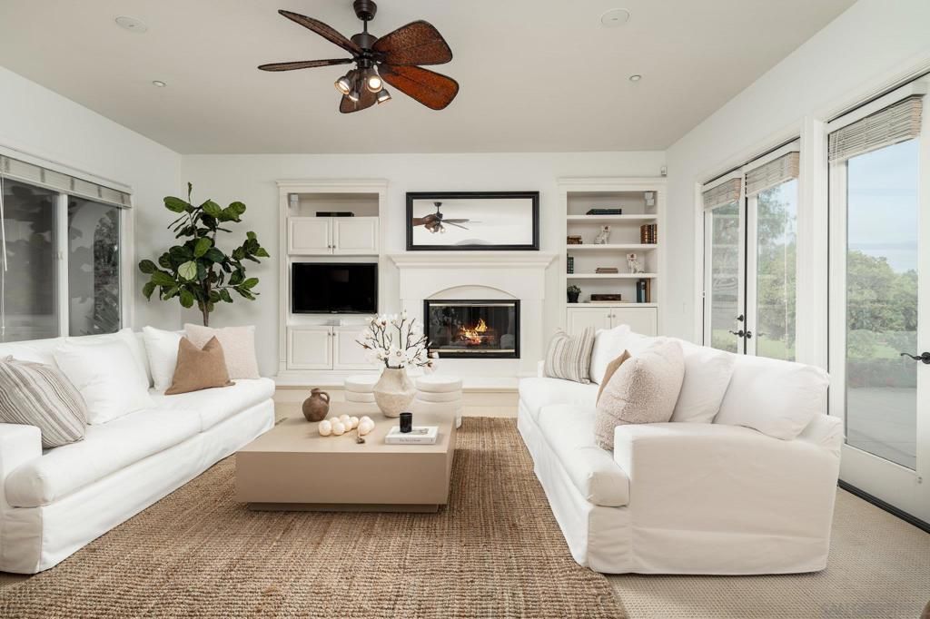Fireplace, Interior, Living room, Recessed Lighting