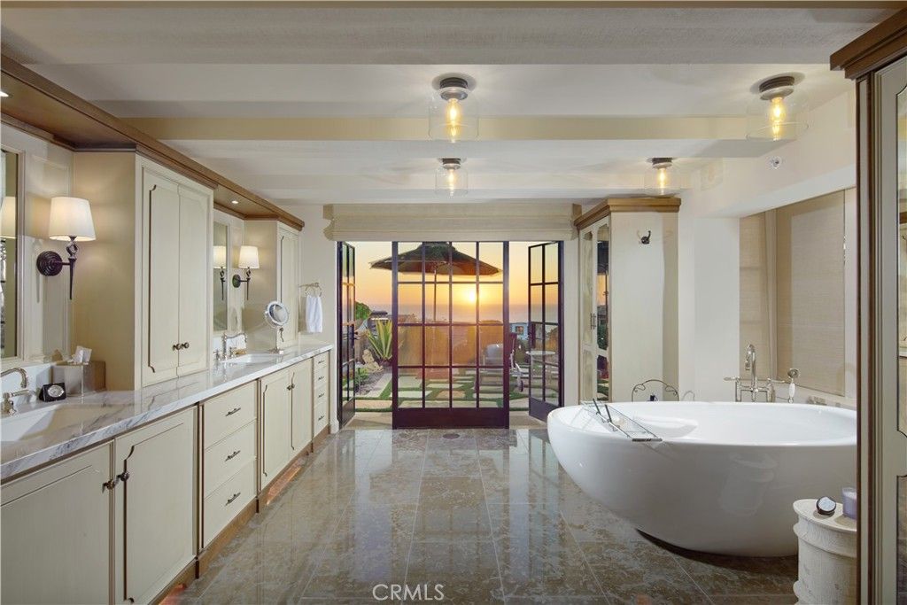 Bathroom, Dual Sink Vanities, Free Standing Baths, Glass Shower, Interior, Recessed Lighting
