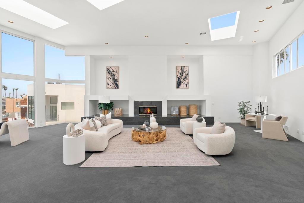 Fireplace, Interior, Living room, Recessed Lighting