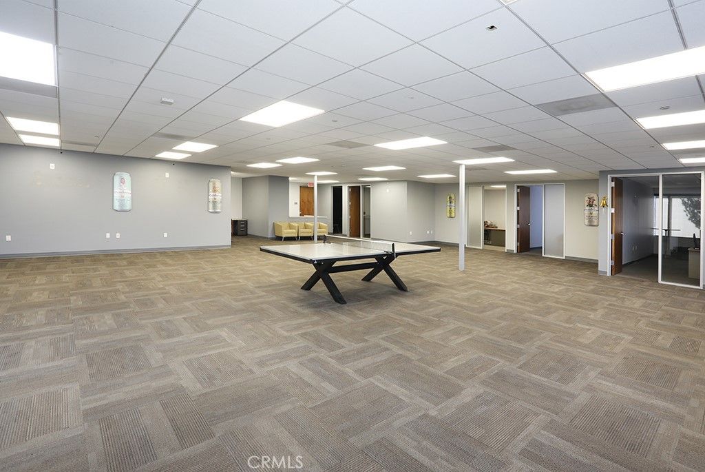 Game Room, Interior, Recessed Lighting