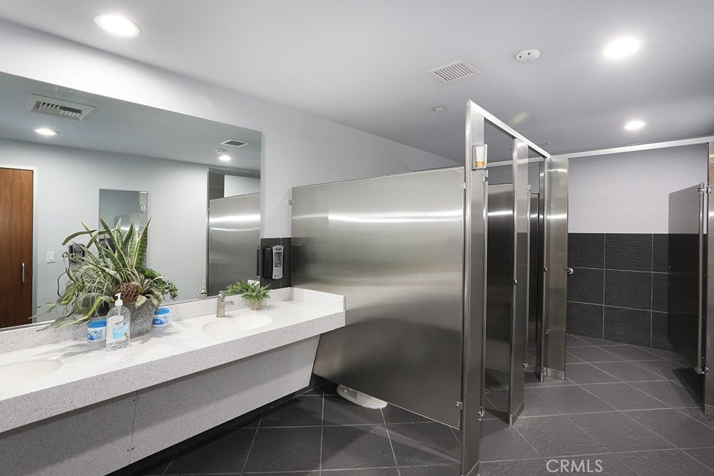 Elevator, Interior, Recessed Lighting